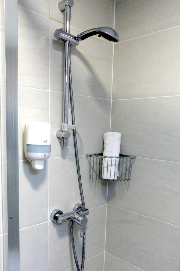 Pension Donostiarra San Sebastian Bagian luar foto